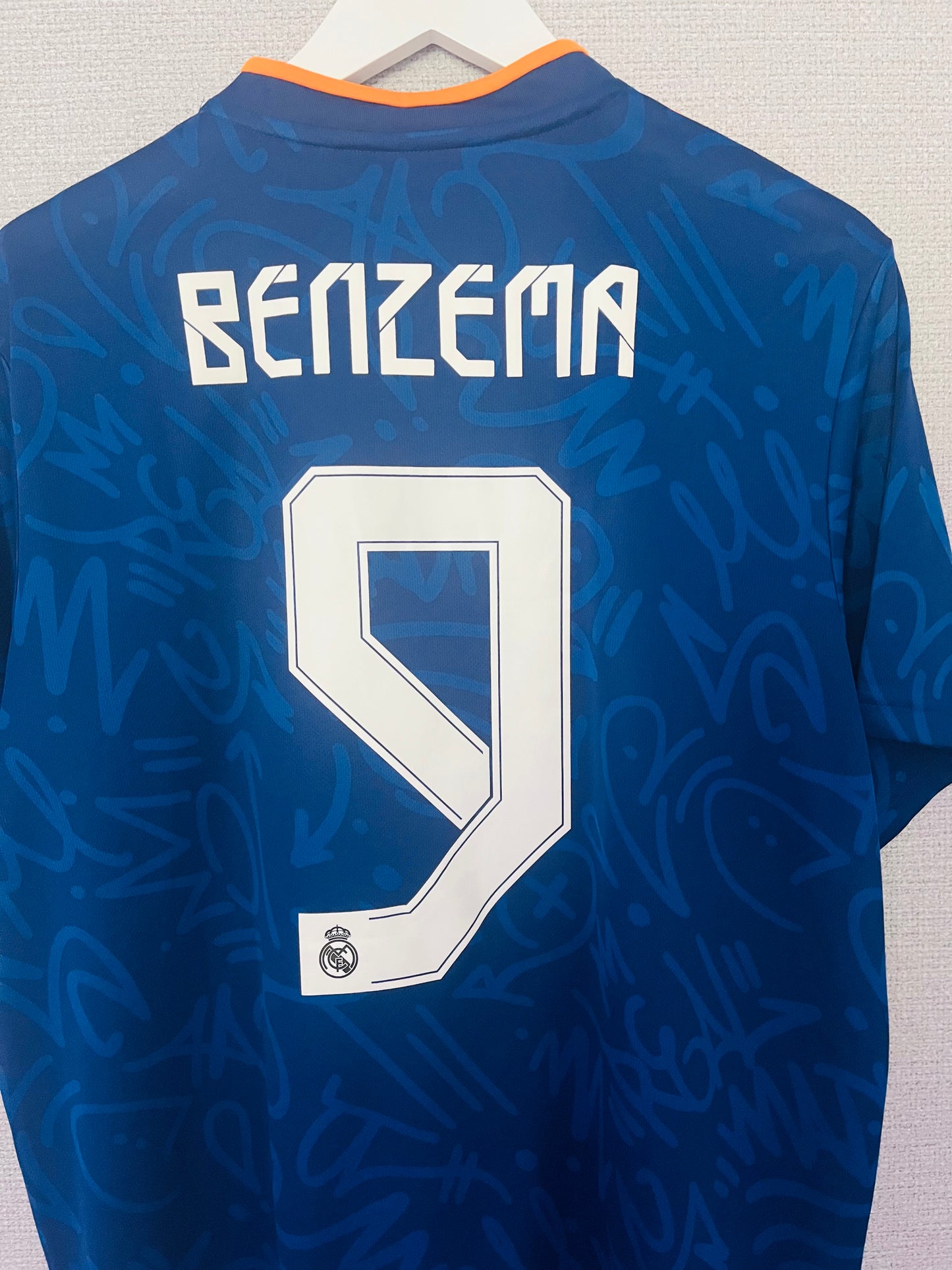 Real Madrid away football shirt 2021/22 Benzema Large