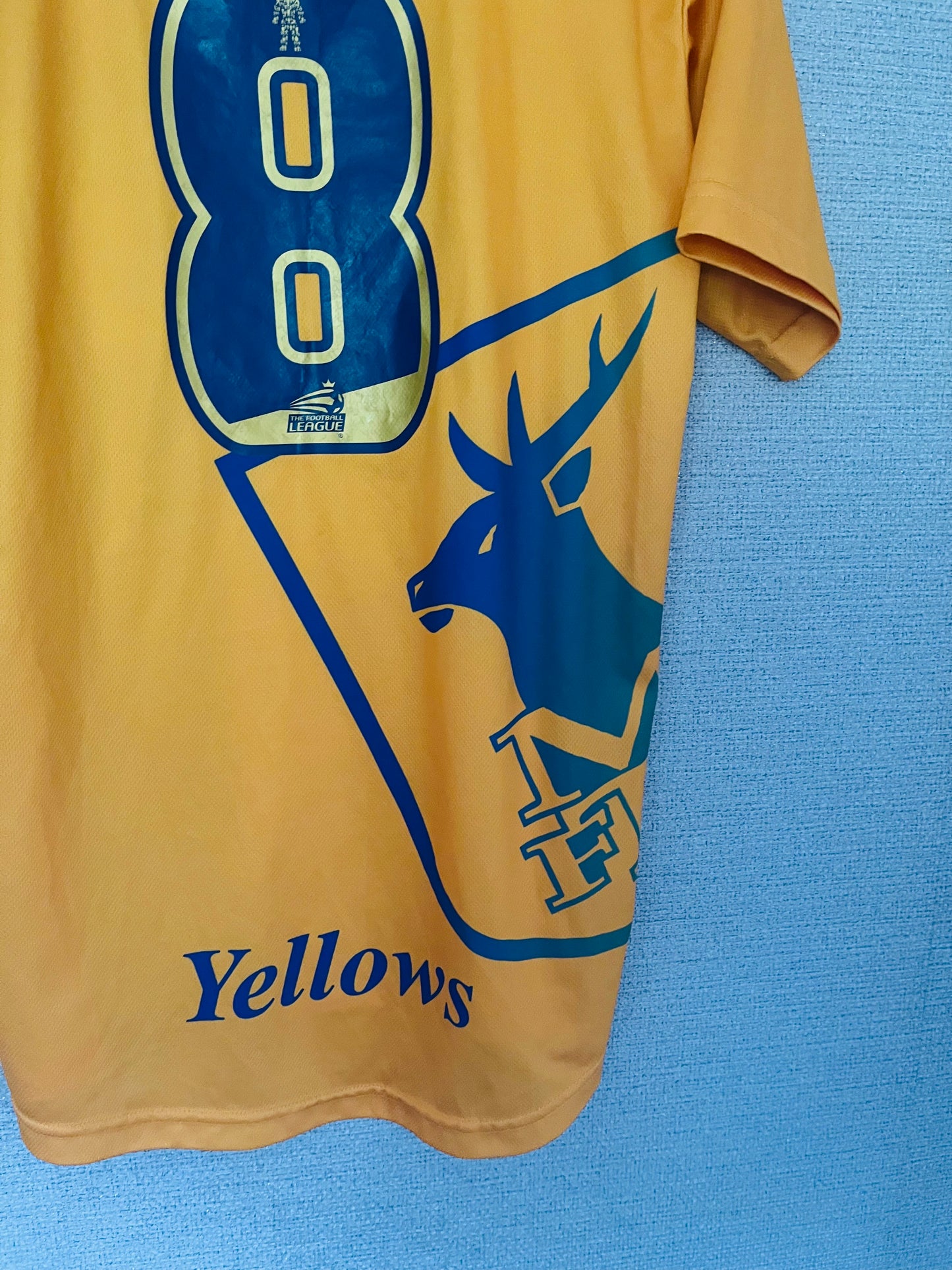Mansfield Town home football shirt 2016/17 Medium