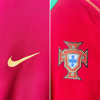 Portugal home football shirt
W/C 2006 Ronaldo XXL