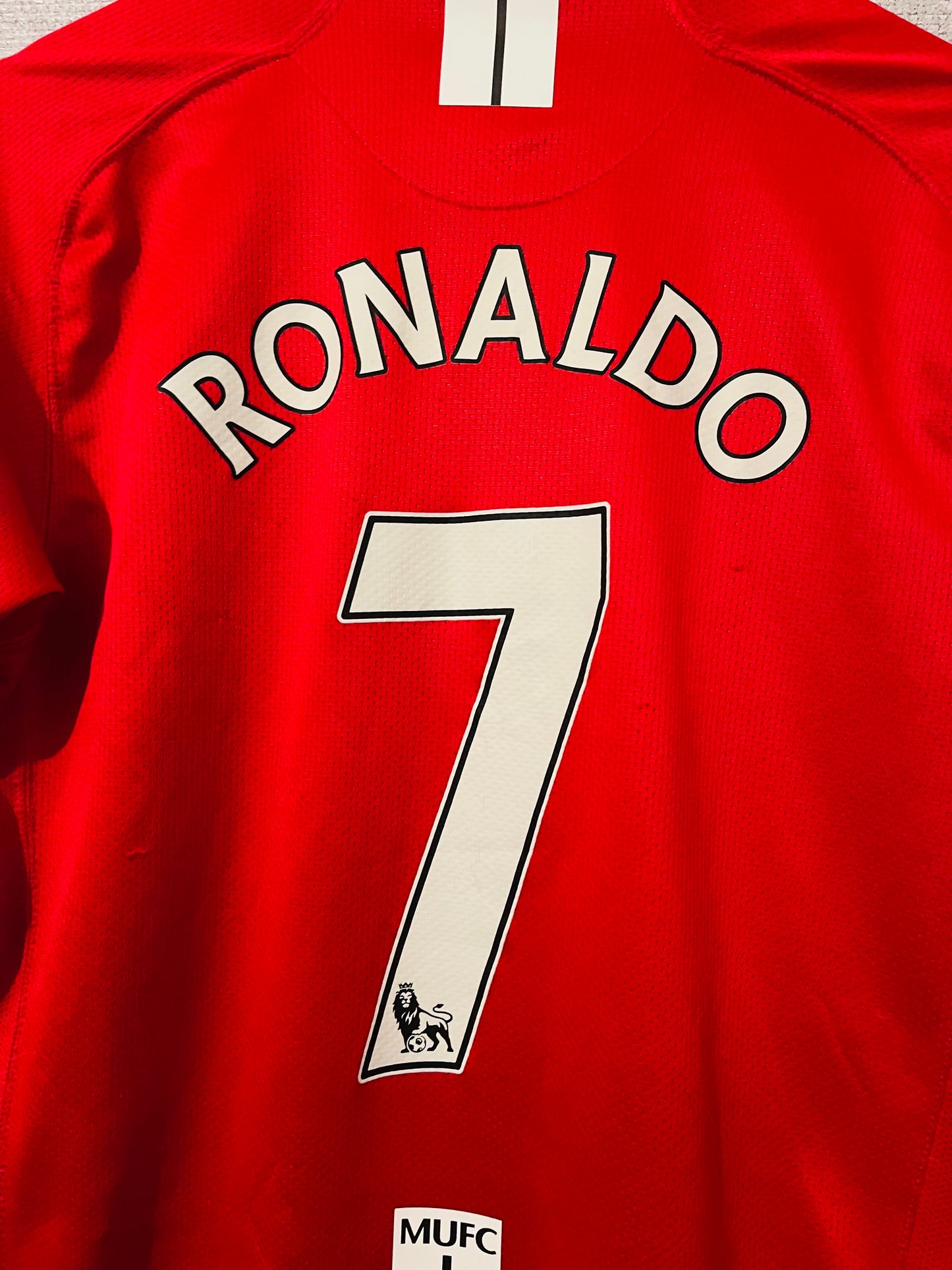 Manchester United home football shirt 2007/09 CR7 Medium