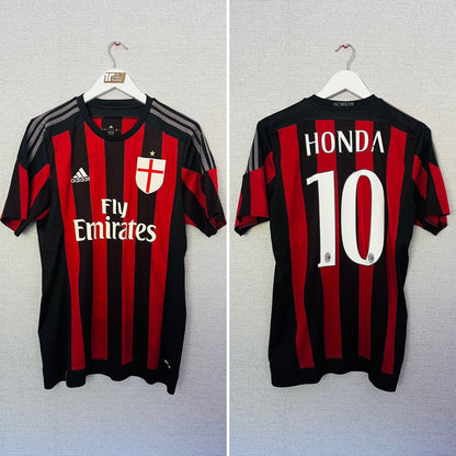 AC Milan home football shirt
2015/16 Honda Medium