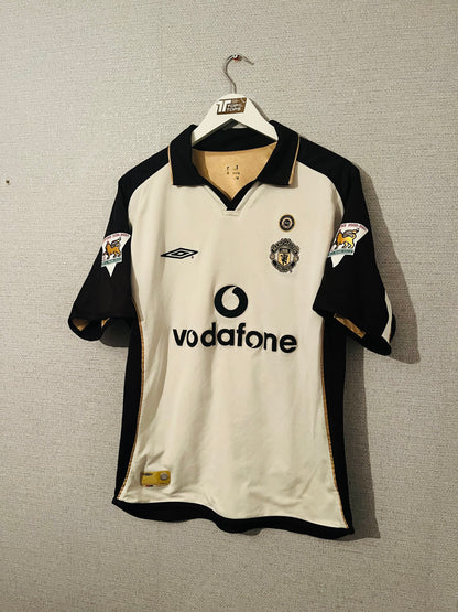 Manchester United away reversible football shirt
2001/02 Forlan Medium