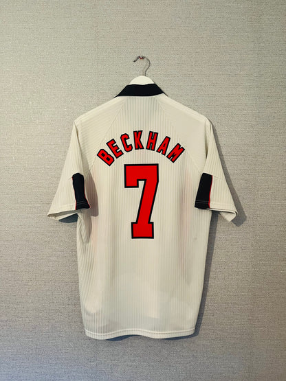 England home football shirt
W/C 1998 Beckham Large