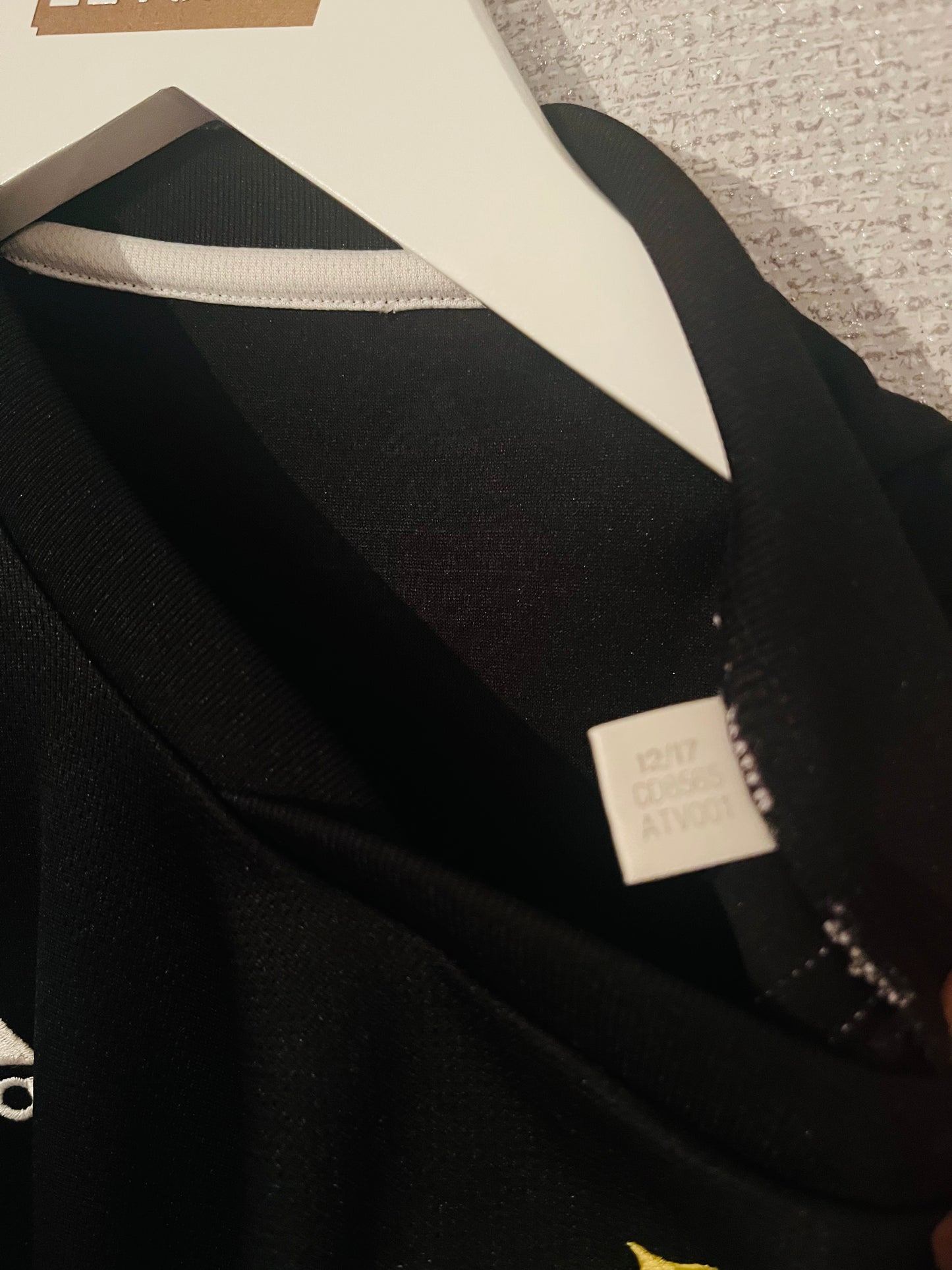 Argentina away football shirt     W/C 2018 Messi Medium