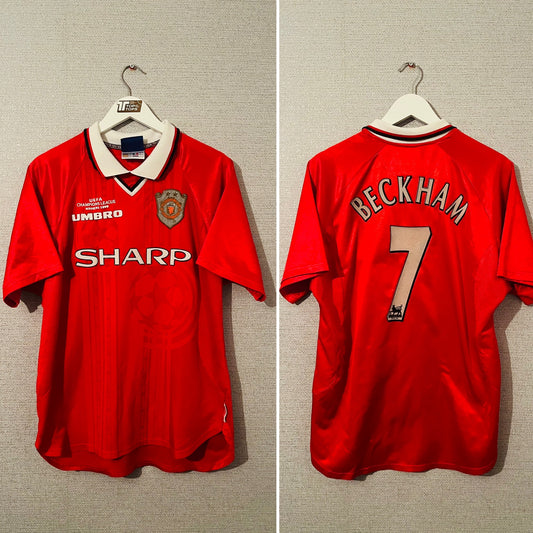 Manchester United home cup football shirt 1997/2000 Beckham Large
