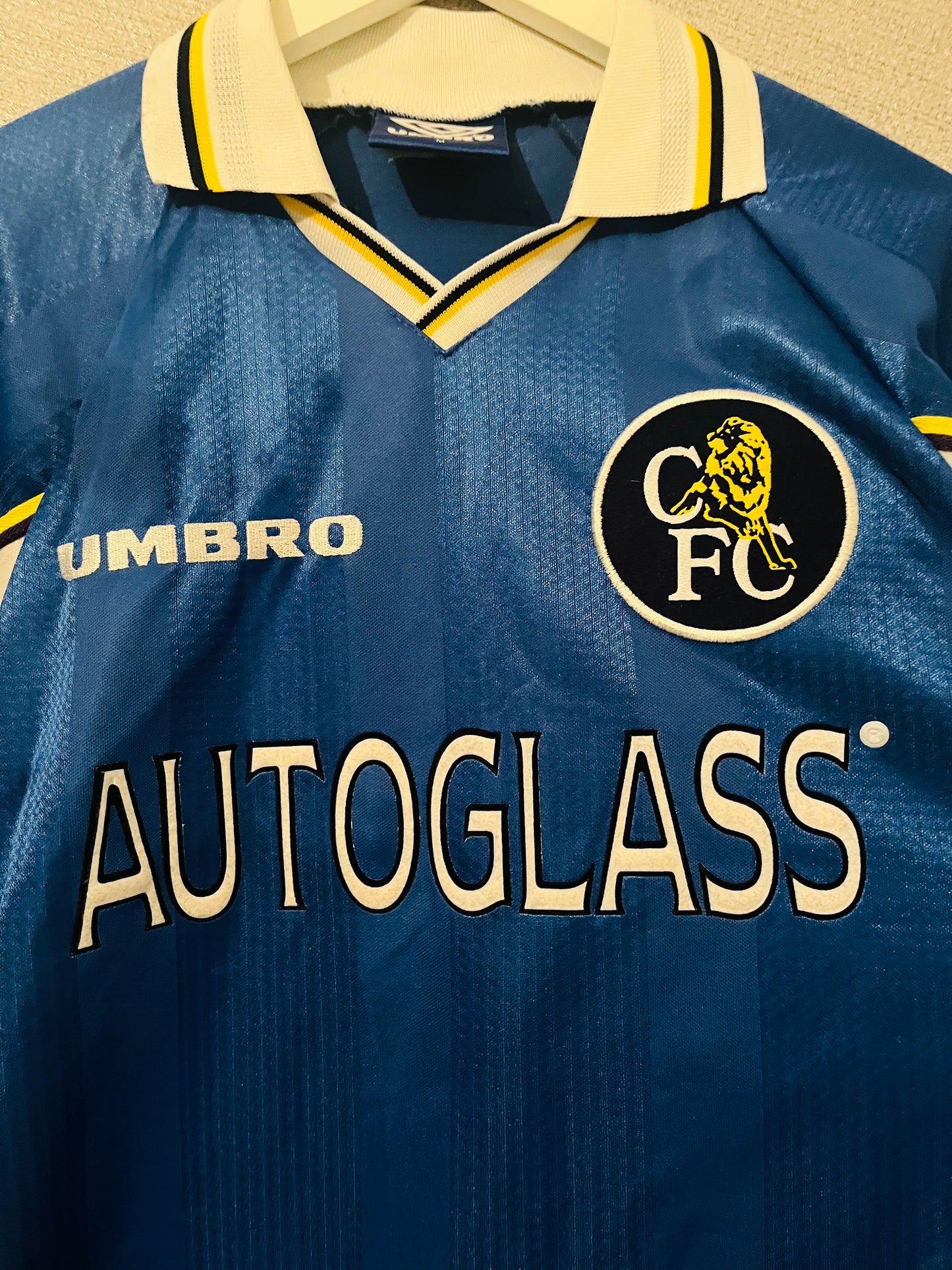 Chelsea home football shirt 1997/99 Zola Medium