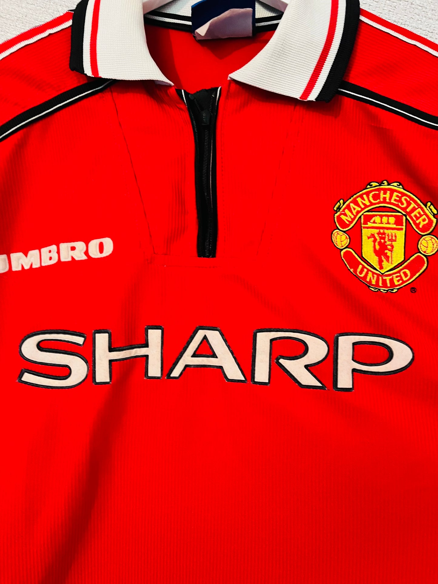 Manchester United home football shirt 1998/99 Beckham Medium