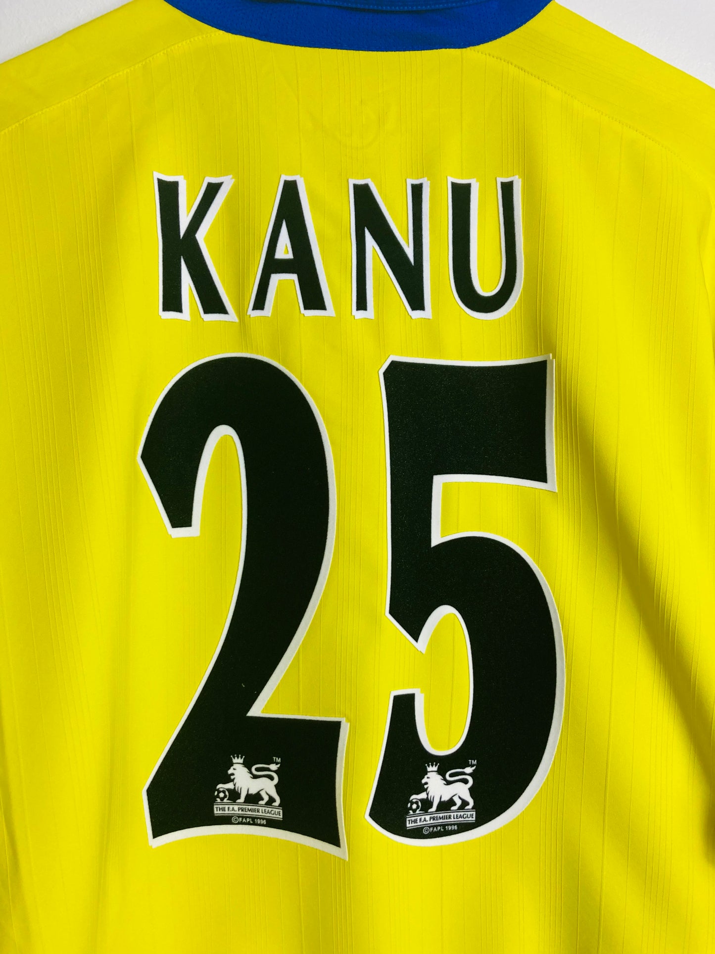 Arsenal away football shirt 2003/04 Kanu XXL
