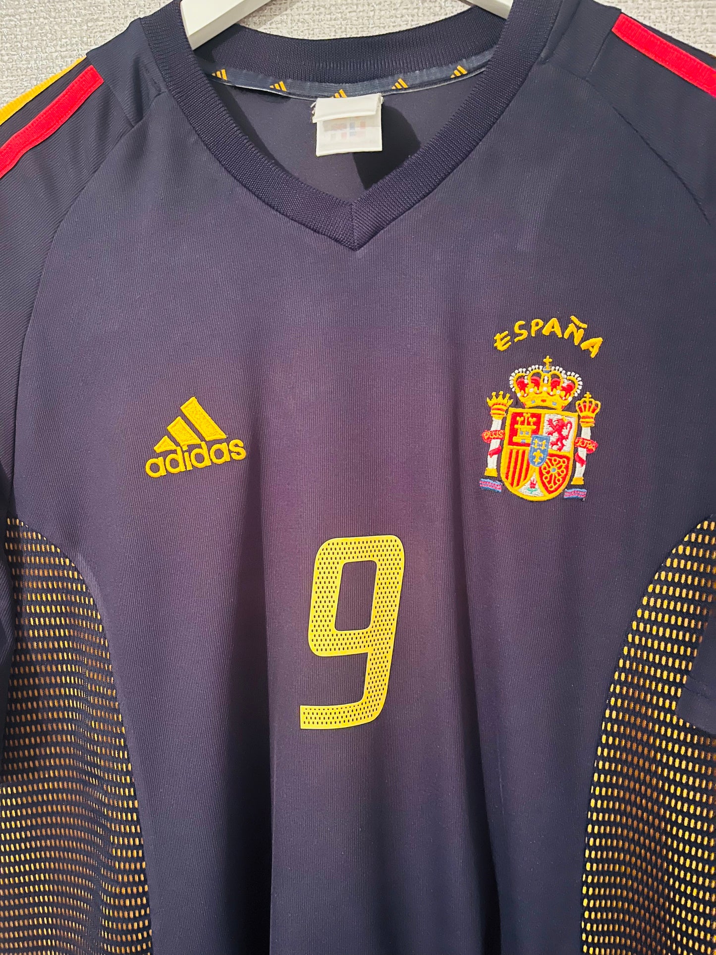 Spain third football shirt 2002/04 Morientes XL