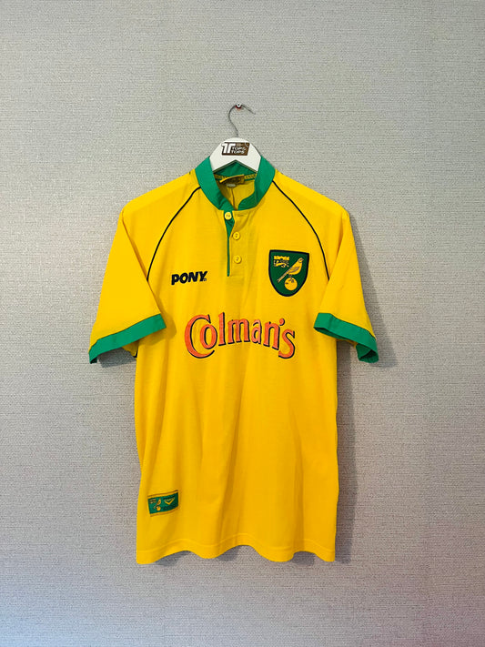 Norwich City home football shirt
1997/99 Large
