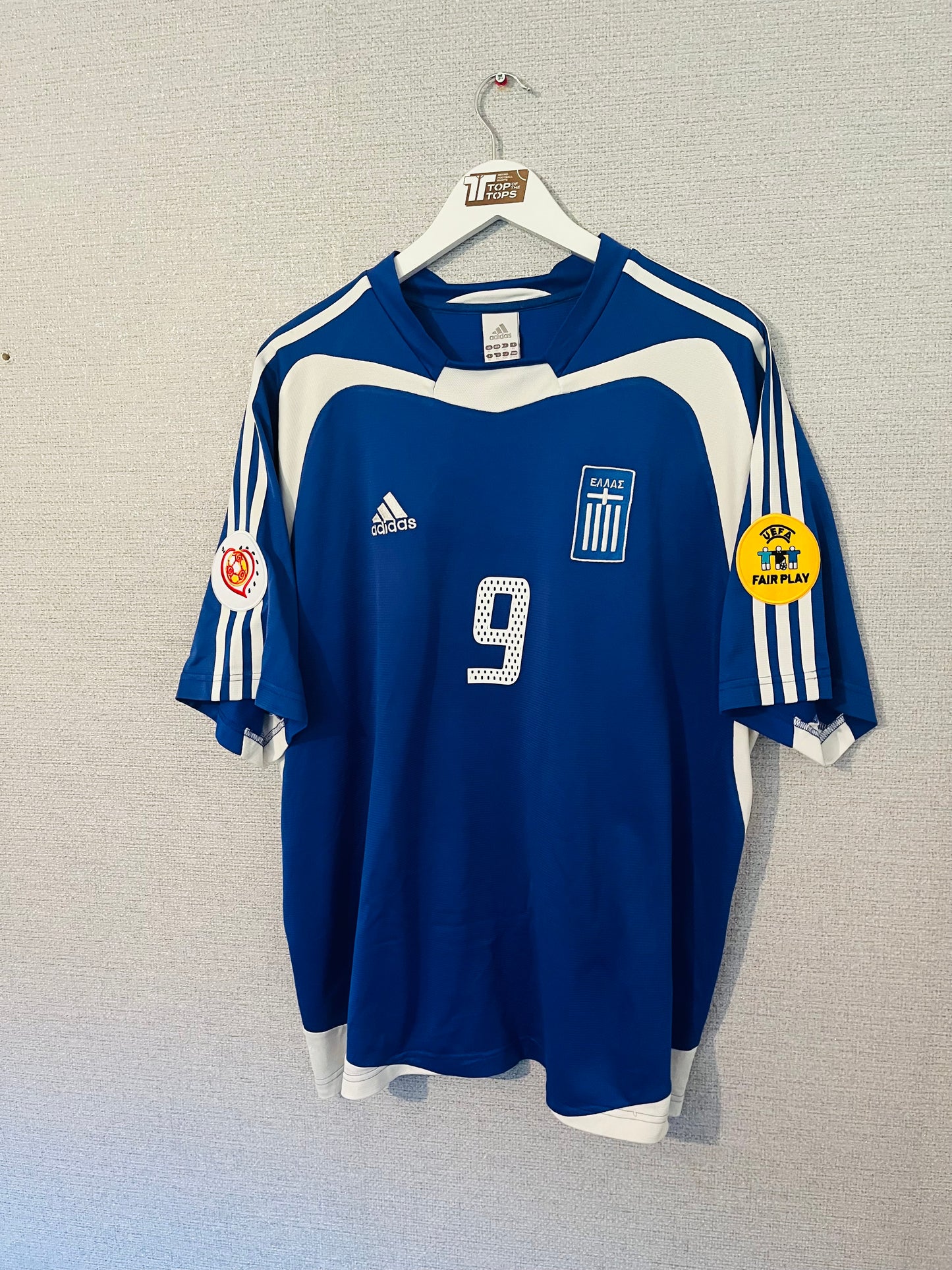 Greece home football shirt
Euro 2004 Charisteas XL