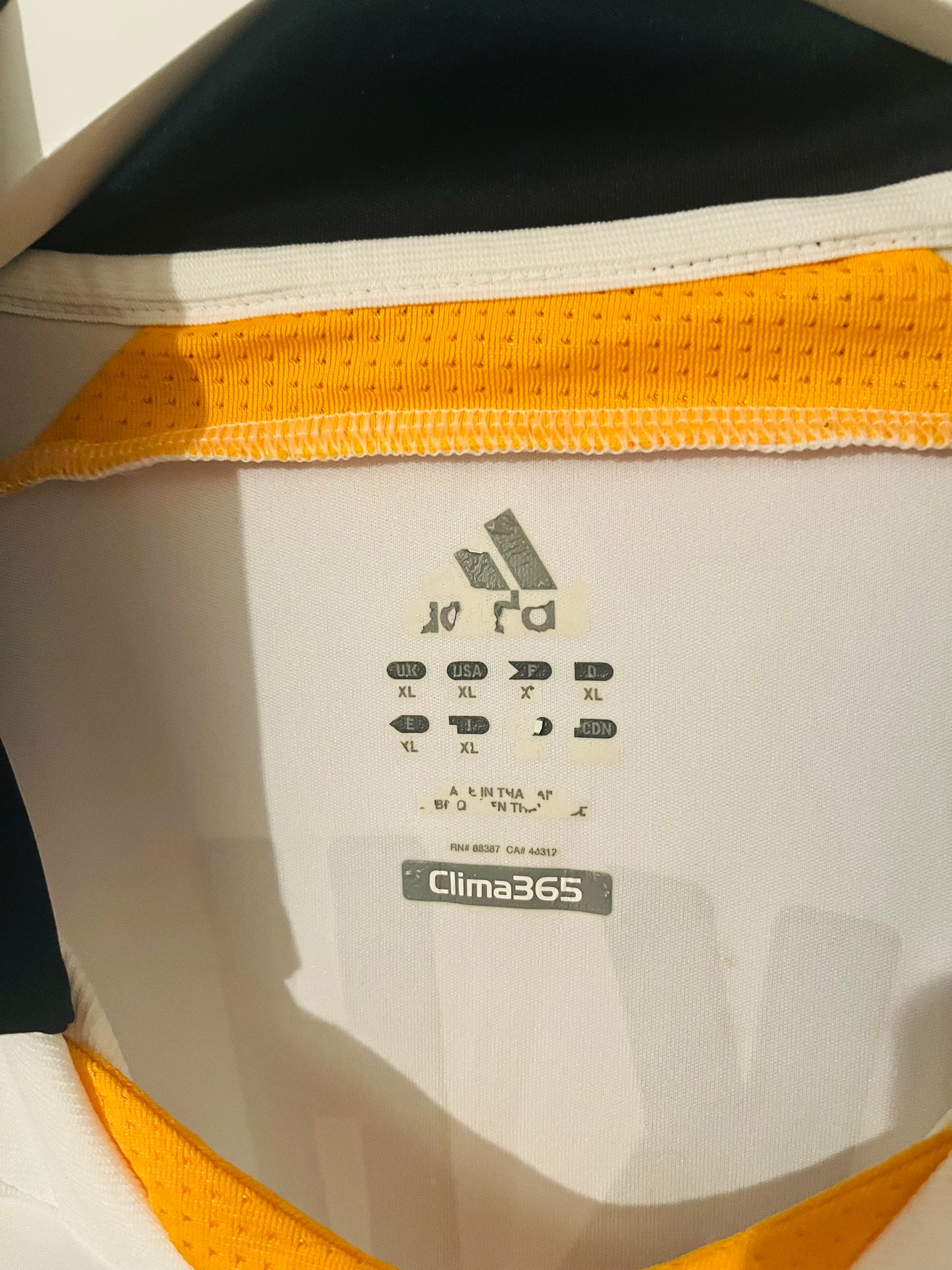 LA Galaxy home football shirt
2007/08 Beckham XL