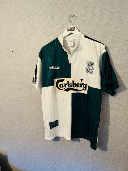 Liverpool away football shirt
1995/96 Fowler Large