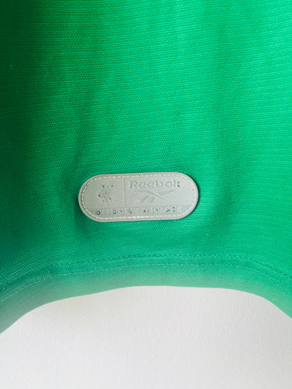Liverpool away football shirt
1999/2000 Small