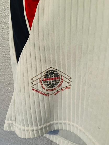 England home football shirt
W/C 1998 Beckham Large