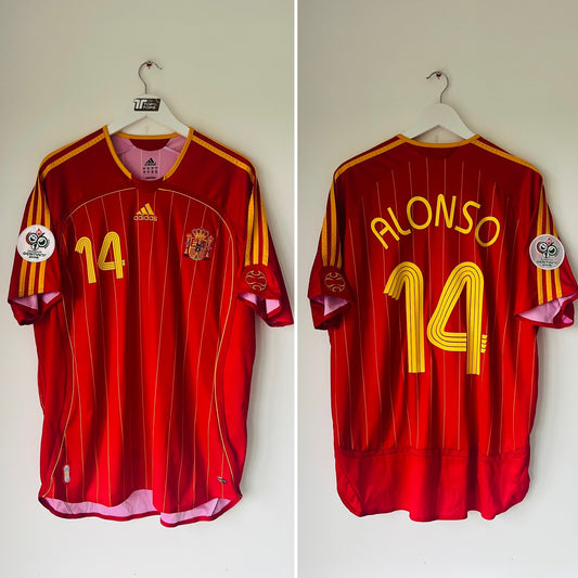 Spain home football shirt            W/C 2006 Alonso XL