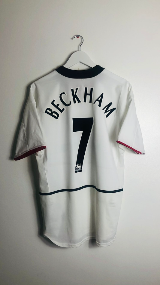 Manchester United away football shirt 2002/03 Beckham