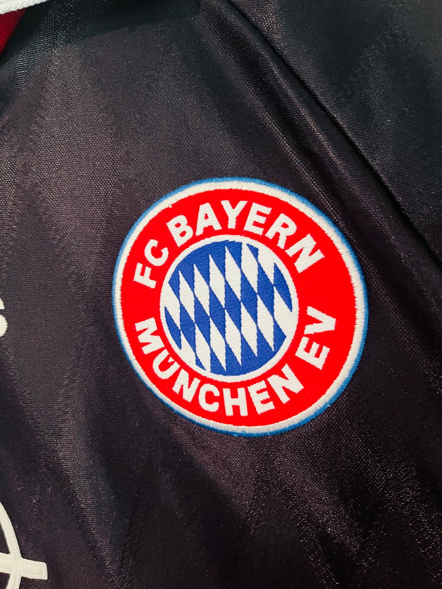 Bayern Munich home football shirt 1997/98 Matthaus Large