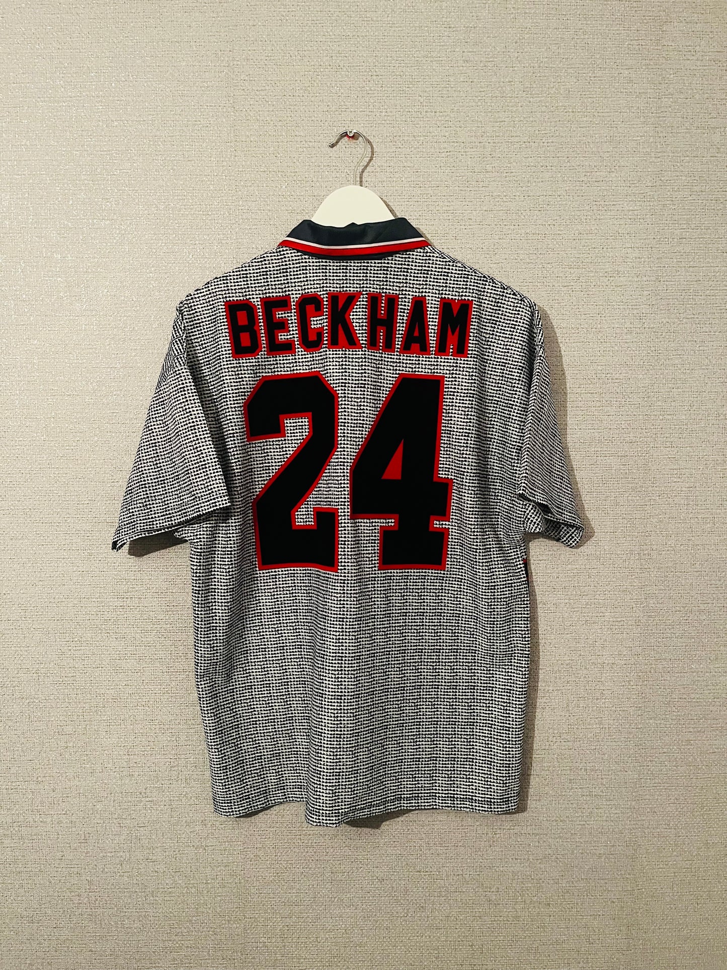 Manchester United away football shirt 1995/96 Beckham Medium
