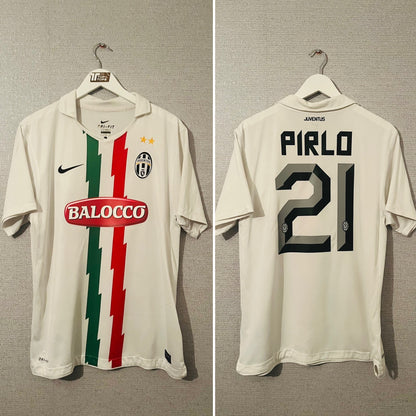Juventus away football shirt 2010/12 Pirlo Large