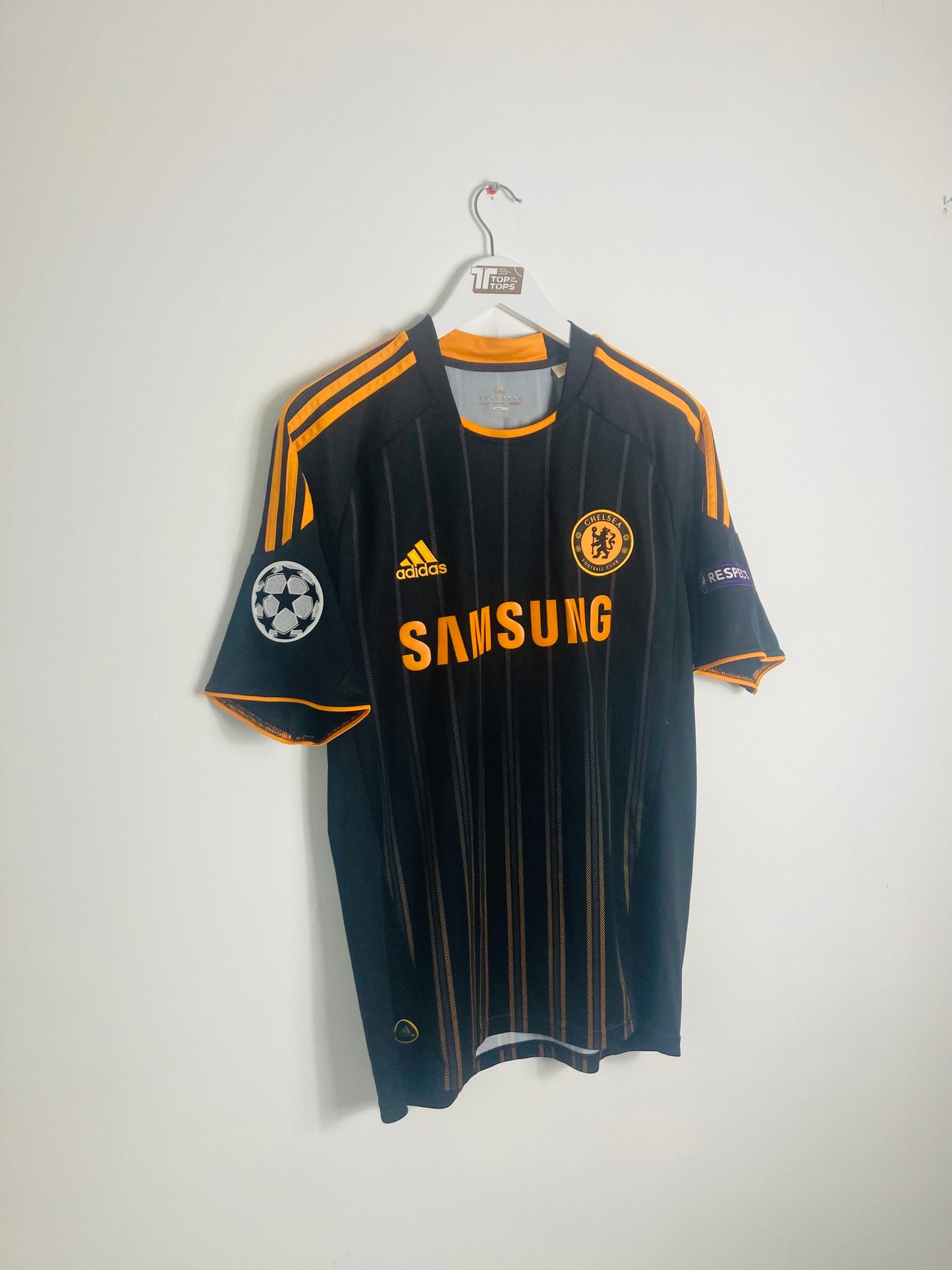 Chelsea away football shirt 2010/11 medium Drogba