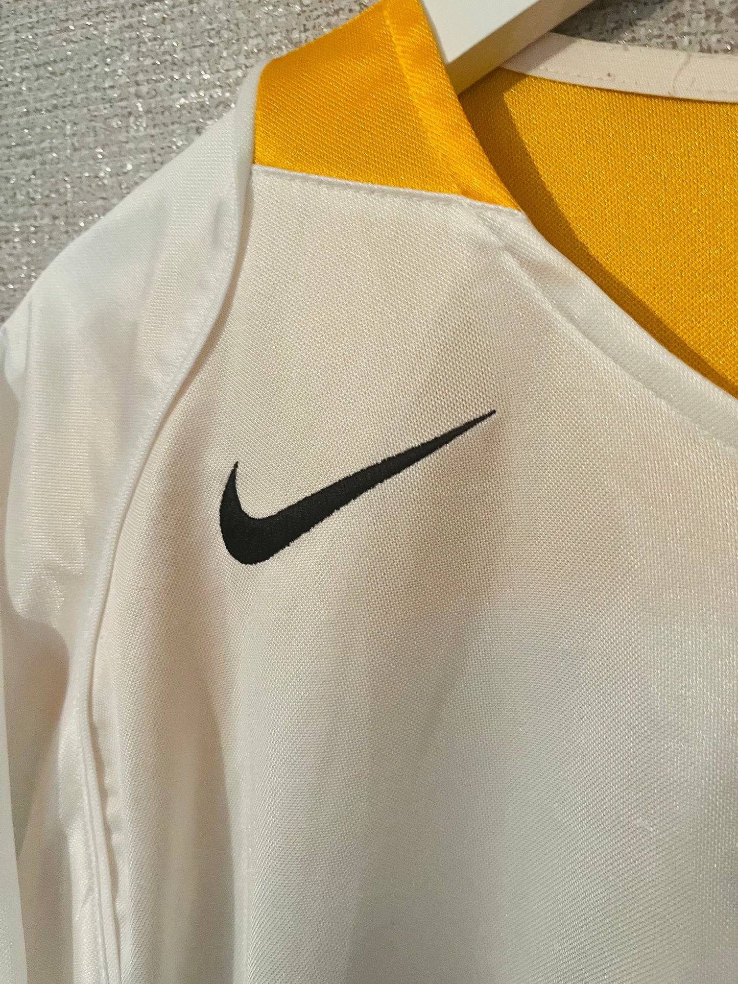 Kaizer Chiefs away football shirt 2004/05 Large