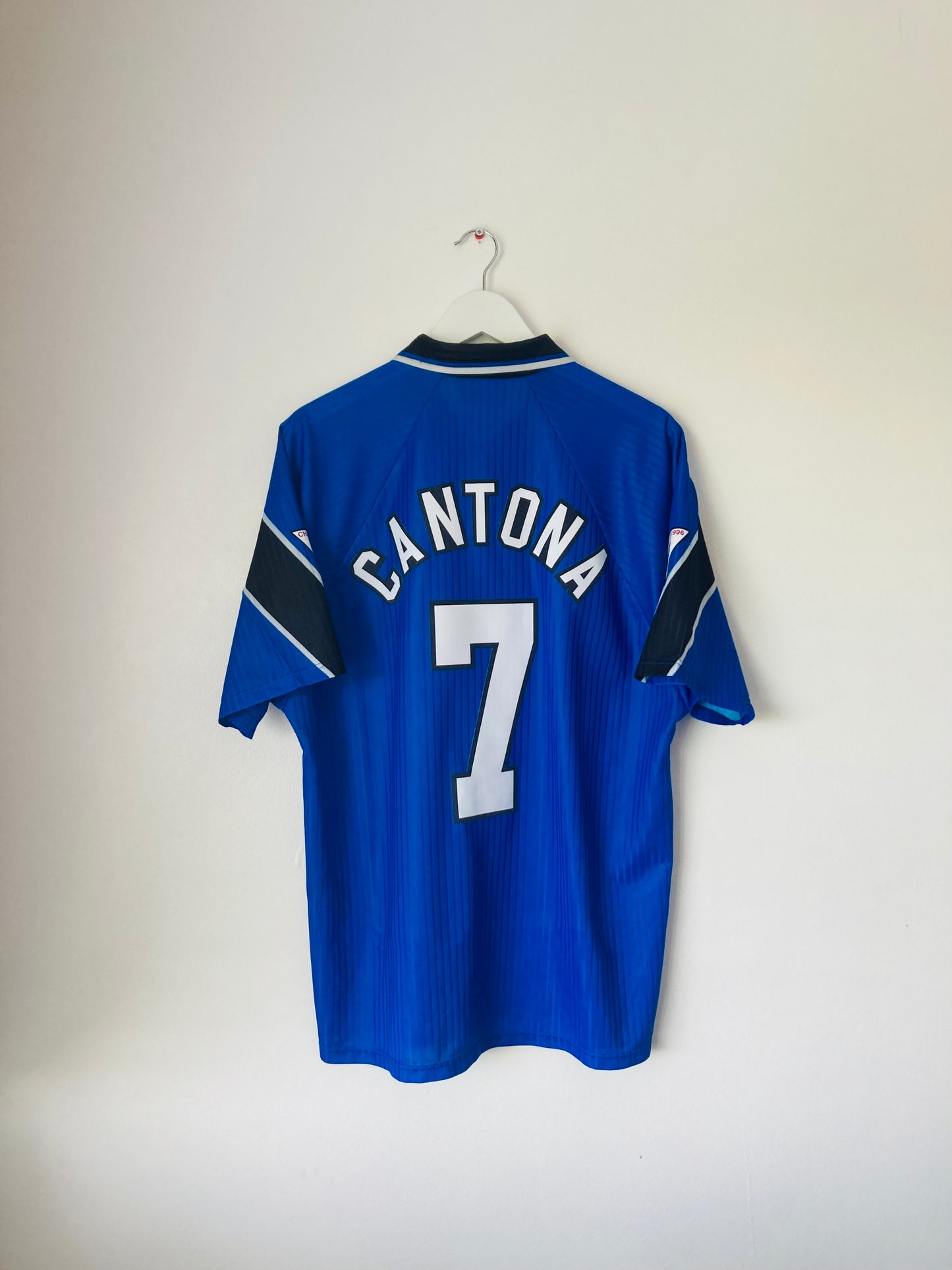 Manchester United third football shirt
1996/97 XL Cantona
