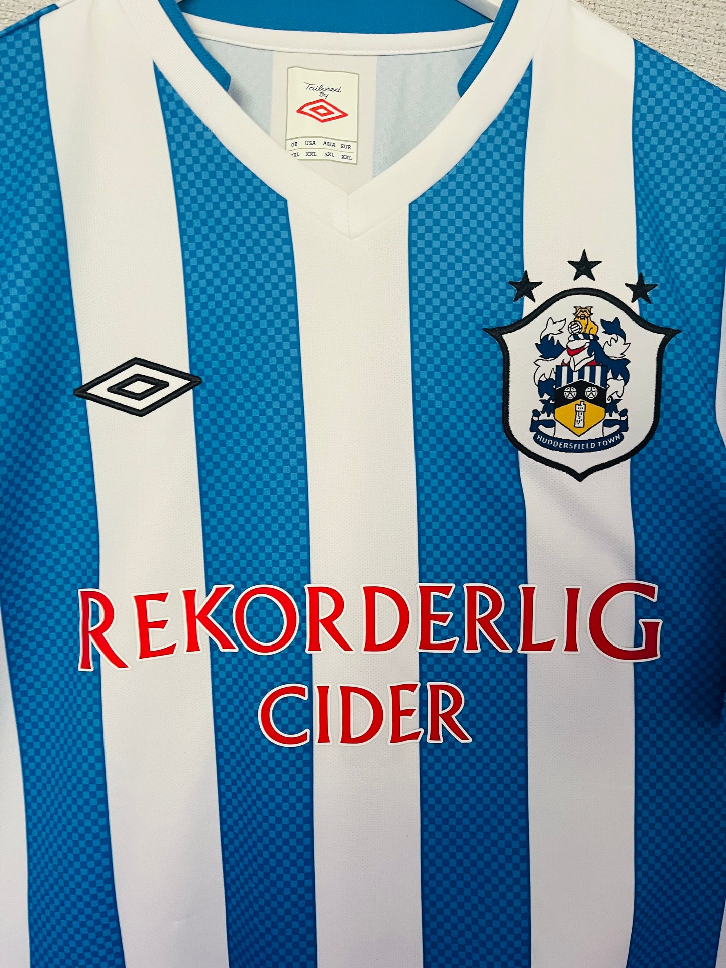 Huddersfield Town home football shirt
2012/13 XXL