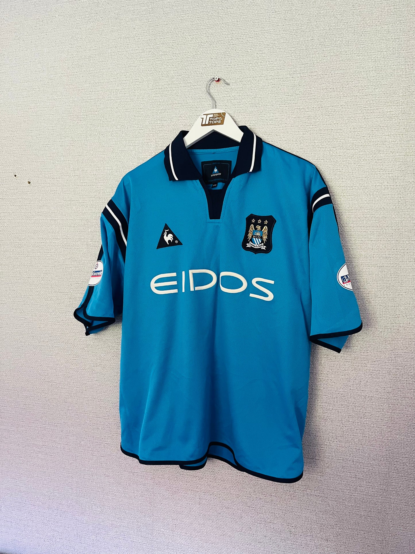 Manchester City home football shirt
2001/02 Wright Phillips XL