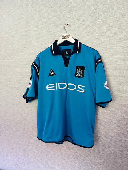 Manchester City home football shirt
2001/02 Wright Phillips XL