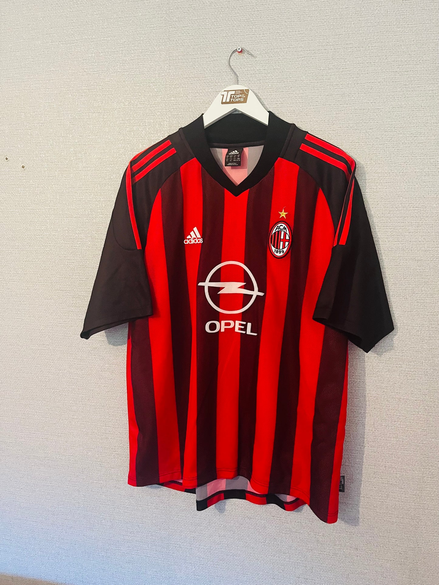 AC Milan home football shirt
2002/03 Shevchenko XL