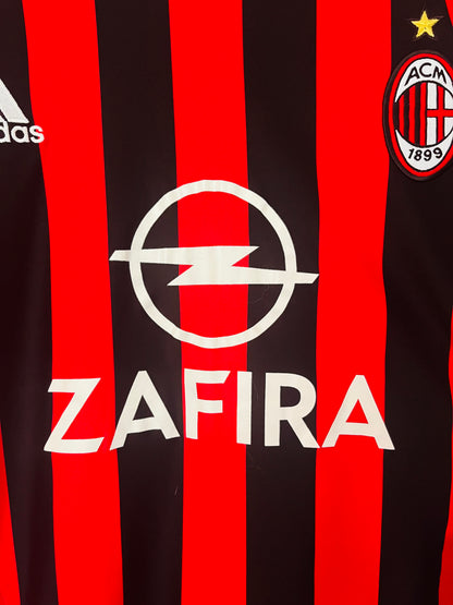 AC Milan home football shirt
2005/06 Kaka Medium