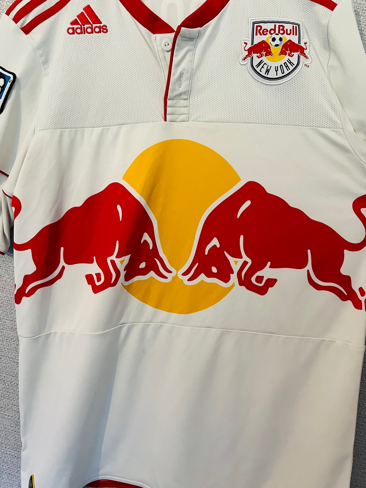 New York Red Bulls home football shirt 2010/11 Marquez Large