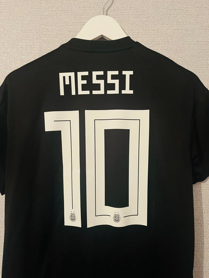 Argentina away football shirt     W/C 2018 Messi Medium