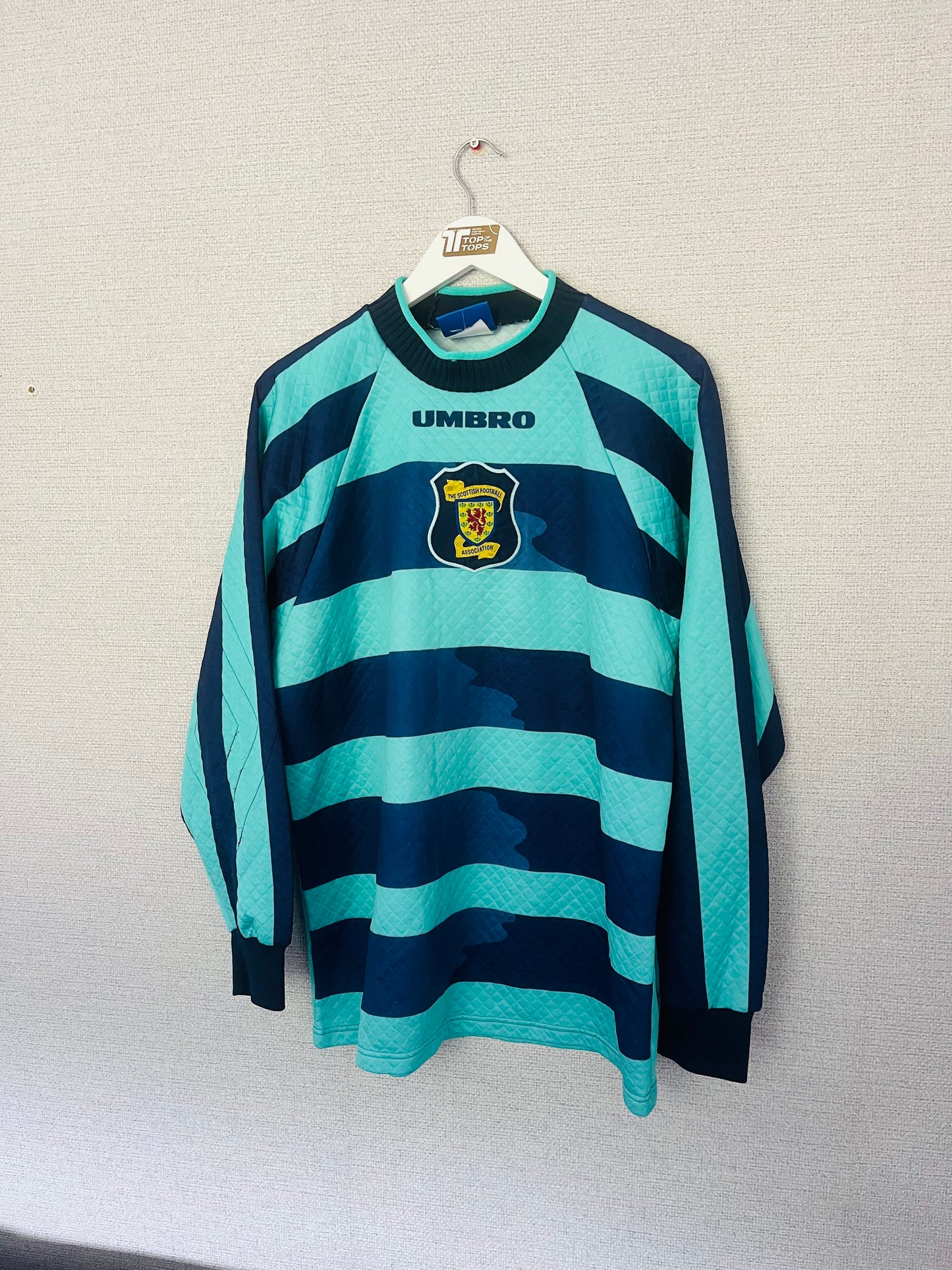 Scotland goalkeeper football shirt 1998/99 Large
