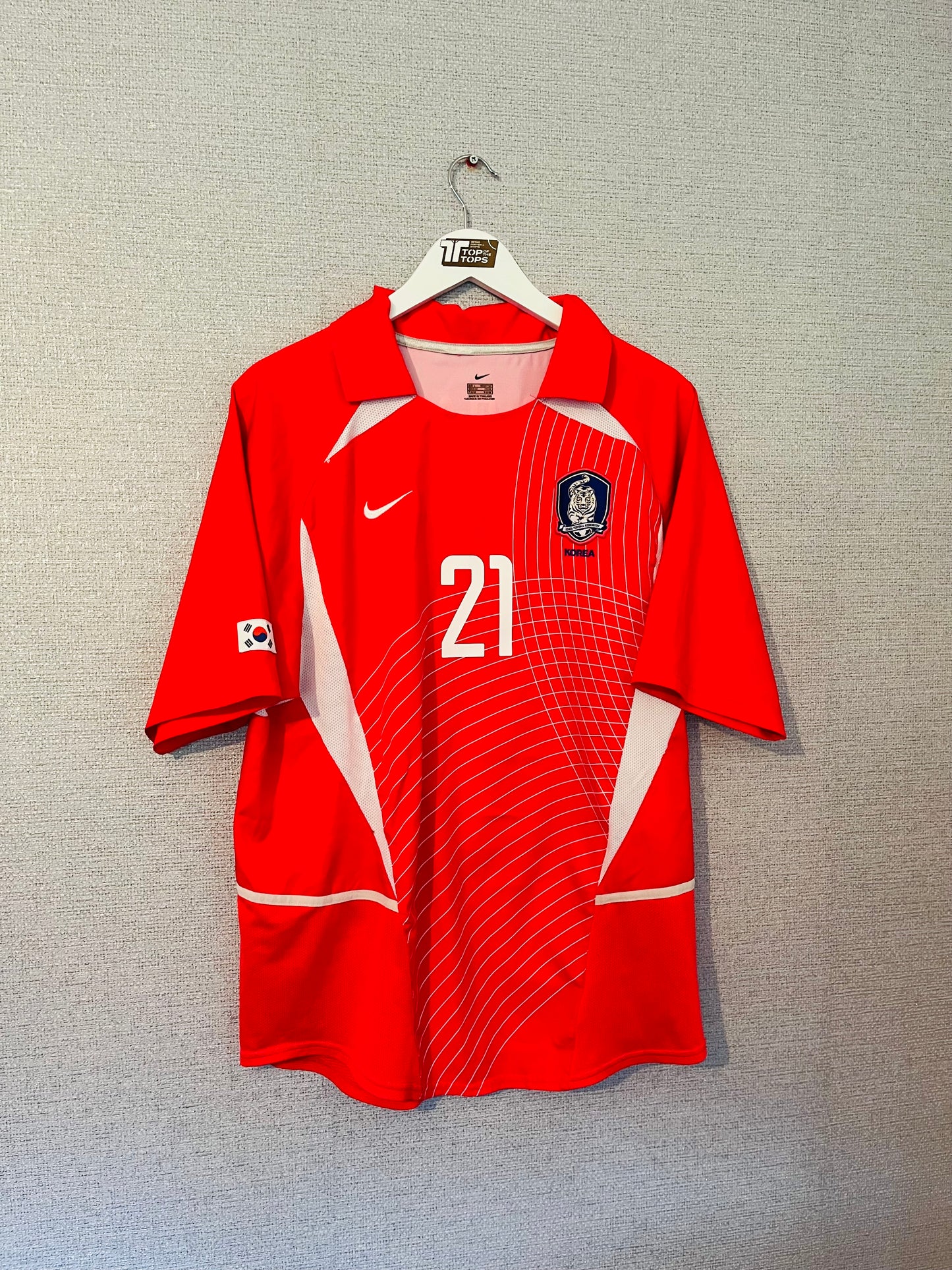 South Korea home football shirt
W/C 2002 Park Ji- Sung Large