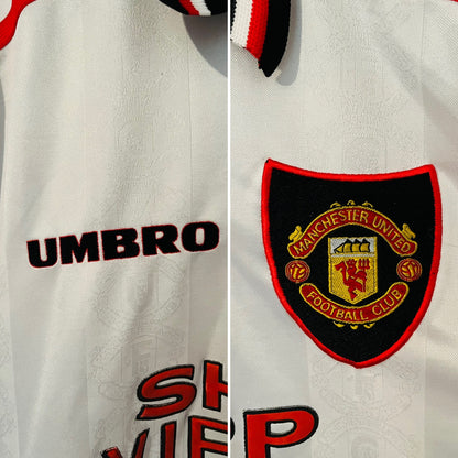 Manchester United away football shirt 1997/98 Keane XL
