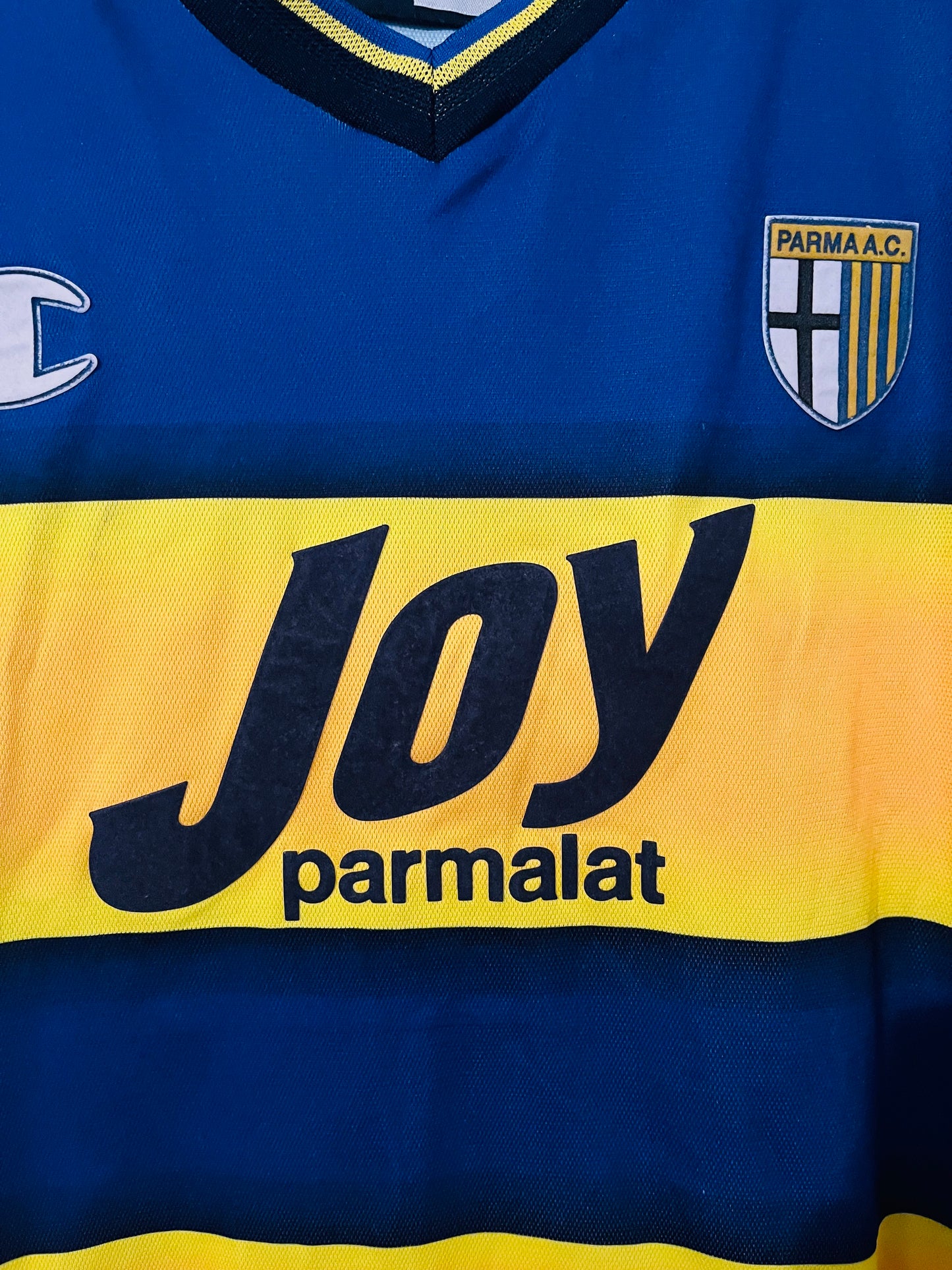 Parma home football shirt 2001/02 Nakata Large