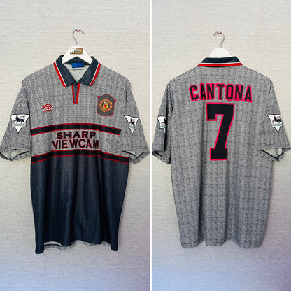 Manchester United away football shirt 1995/96 Cantona XL