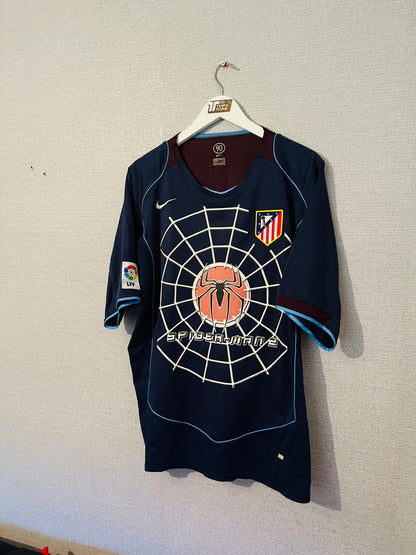 Atletico Madrid away football shirt
2004/05 Torres XXL