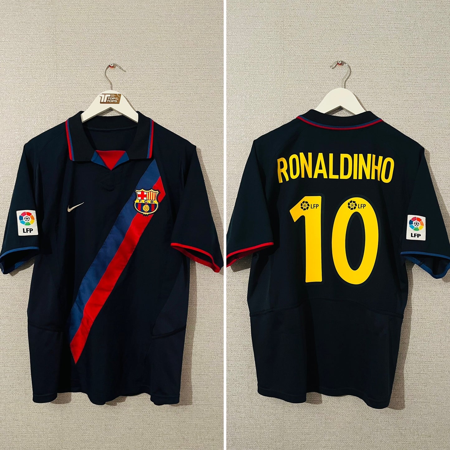 Barcelona away football shirt 2003/04 Ronaldinho Large