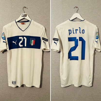 Italy away football shirt
Euro 2012 Pirlo Medium