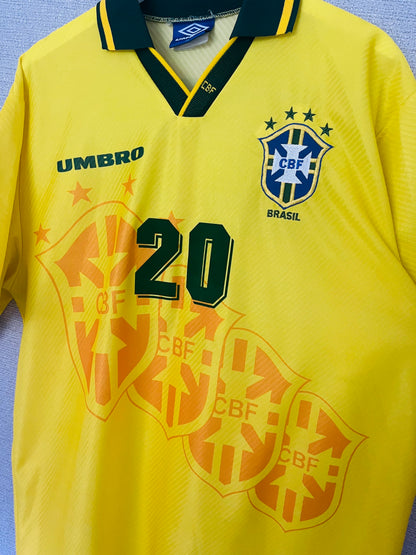 Brazil home football shirt
1994/95 Ronaldo XL