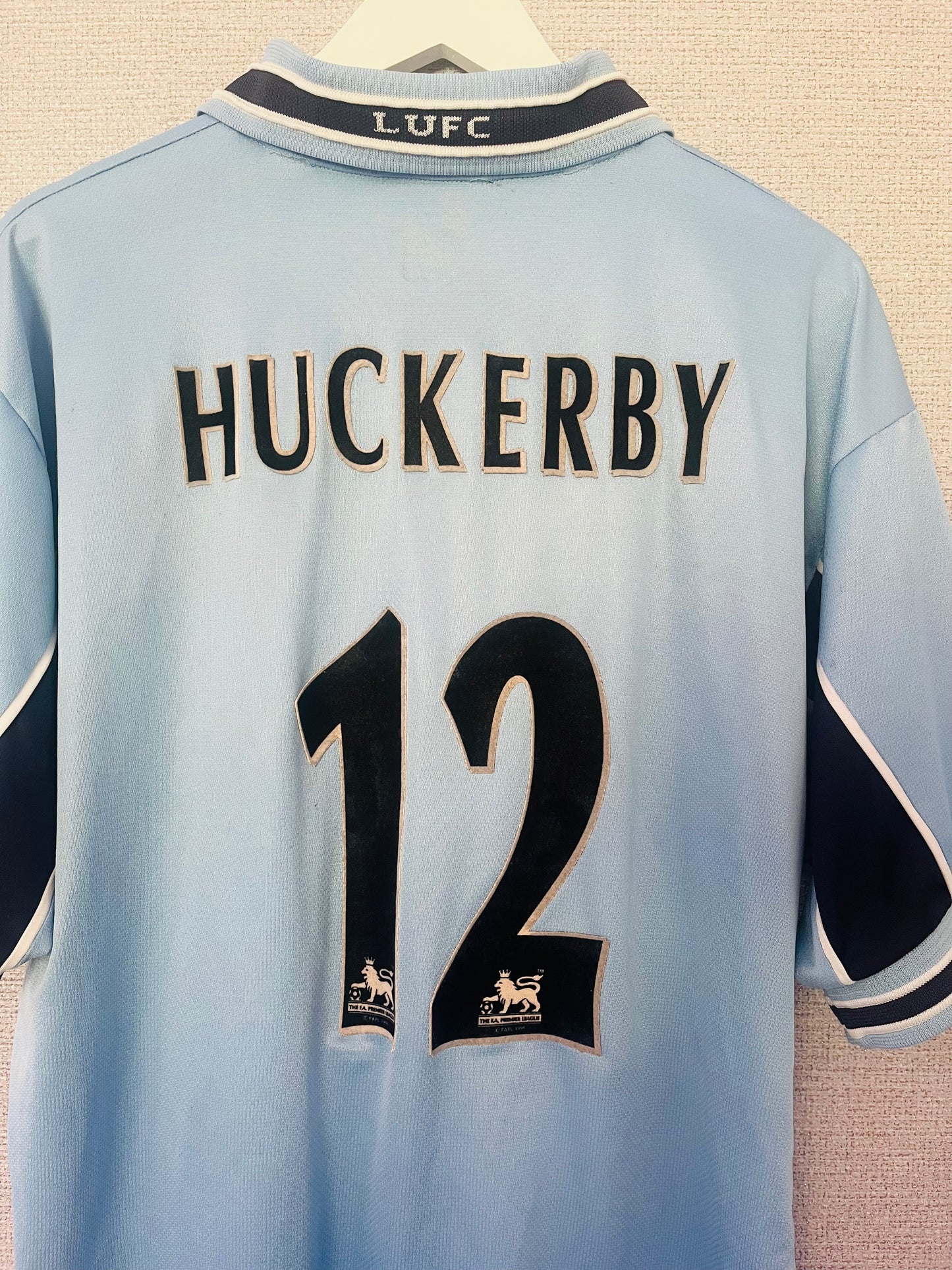 Leeds United away football shirt 1999/2000 Huckerby Large