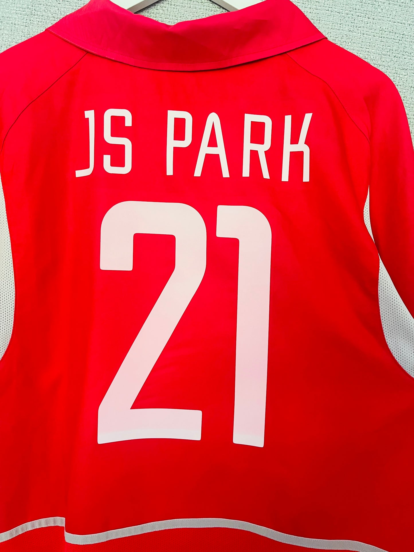 South Korea home football shirt
W/C 2002 JS Park Large