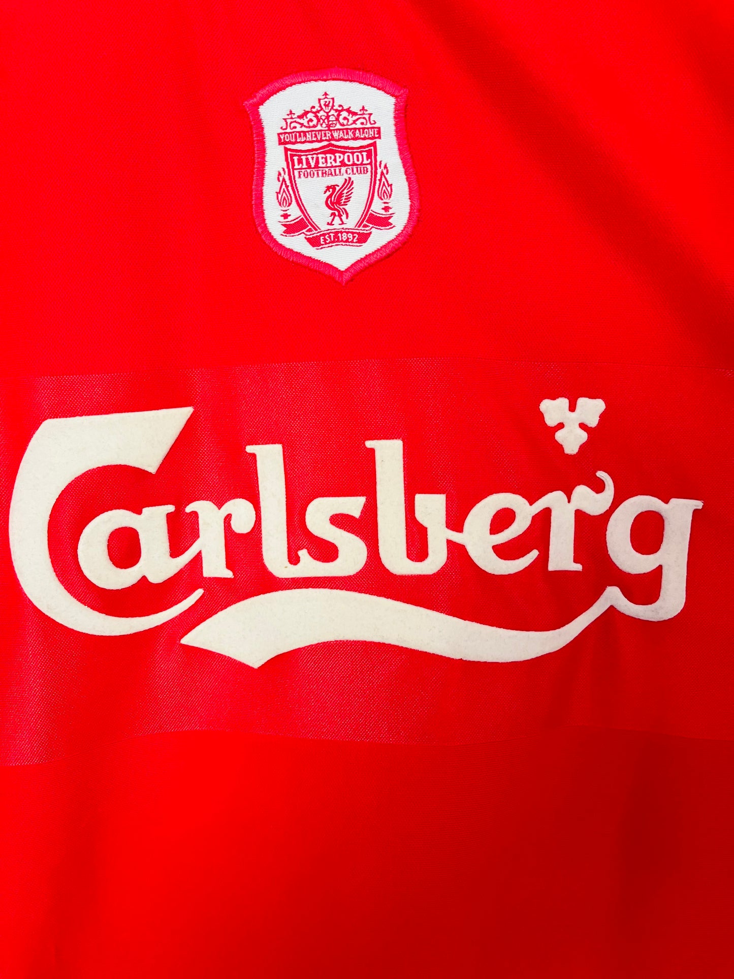 Liverpool home football shirt
2000/02 Fowler Large