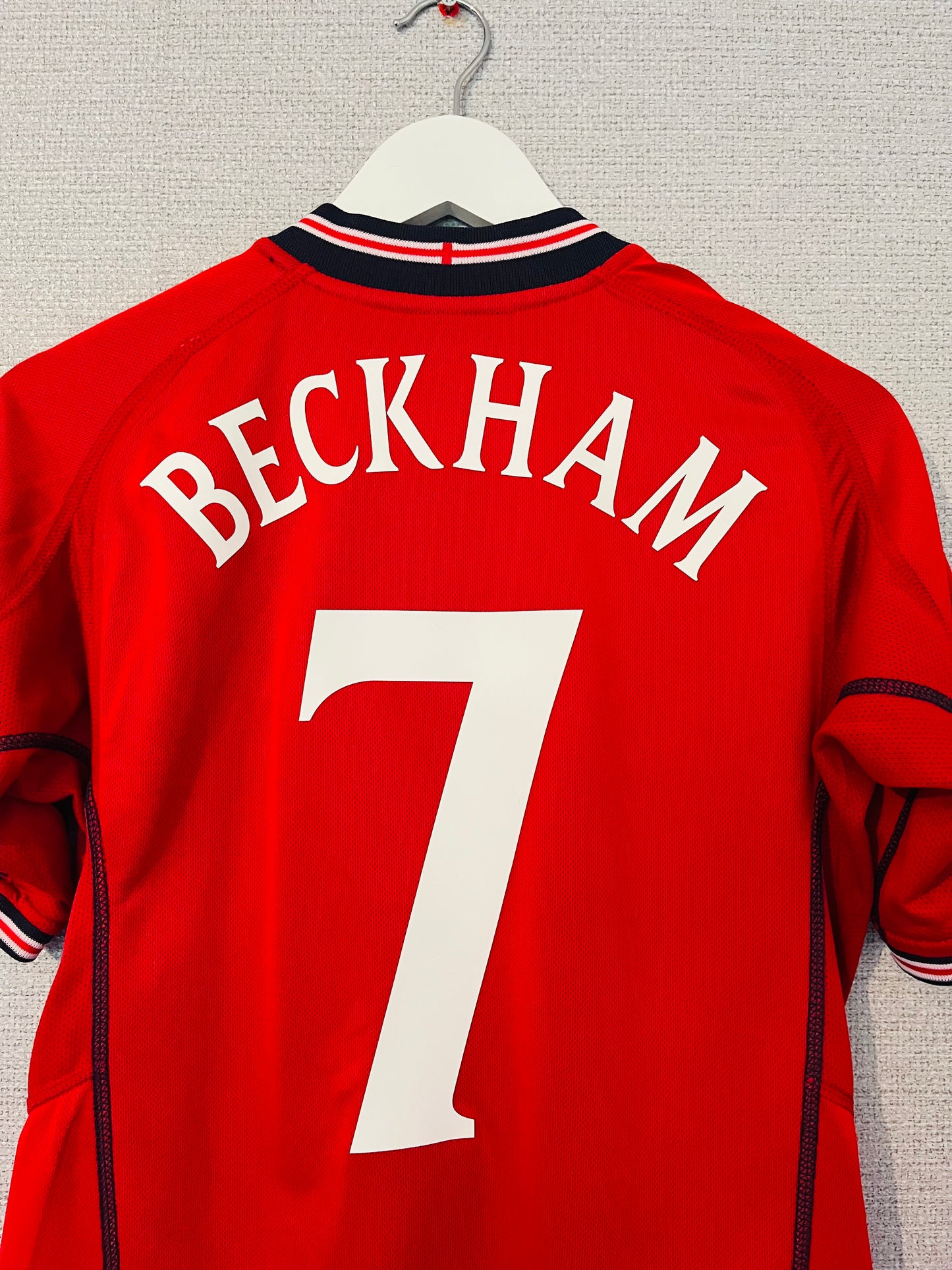 England away reversible football shirt W/C 2002 Beckham Small