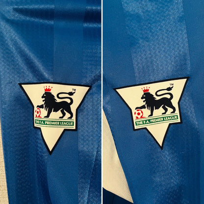 Chelsea home football shirt
1997/99 Vialli Large