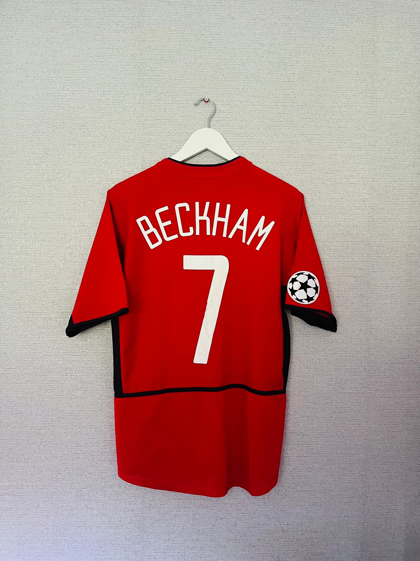 Manchester United home football shirt 2002/03 Beckham Small