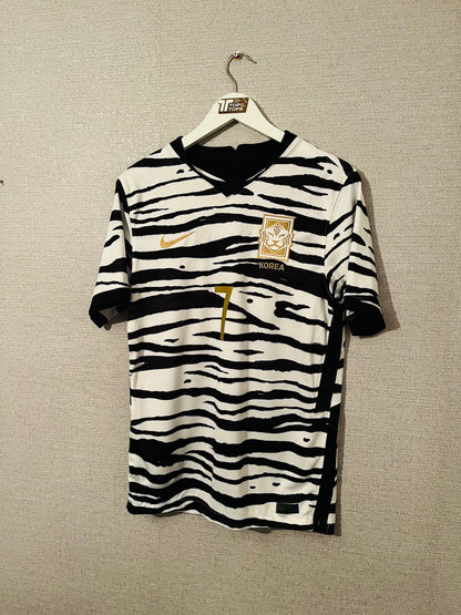 South Korea away football shirt
2020/21 Son Medium